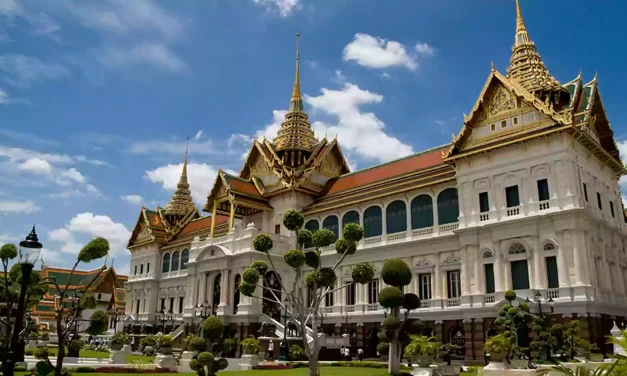 Lonjakan Turis Picu Thailand Untuk Kaji Ulang Aturan Bebas Visa!