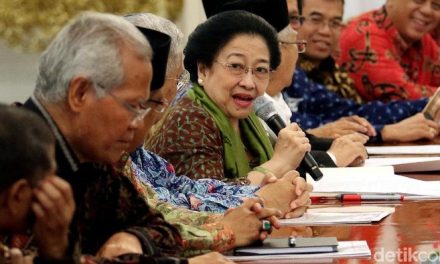 Perubahan Konstitusi Masih Wanaca Pro Kontra Di Mata Publik!