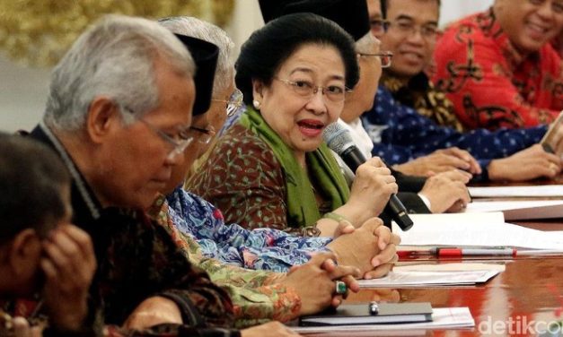 Perubahan Konstitusi Masih Wanaca Pro Kontra Di Mata Publik!