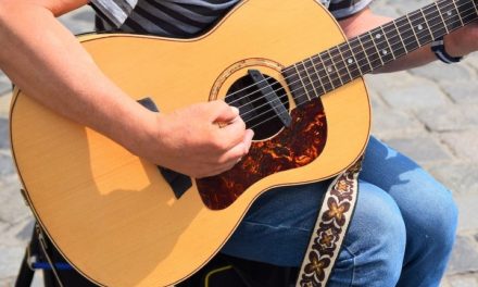 Gitar Memiliki Peran Budaya Yang Cukup Kuat Setiap Negara