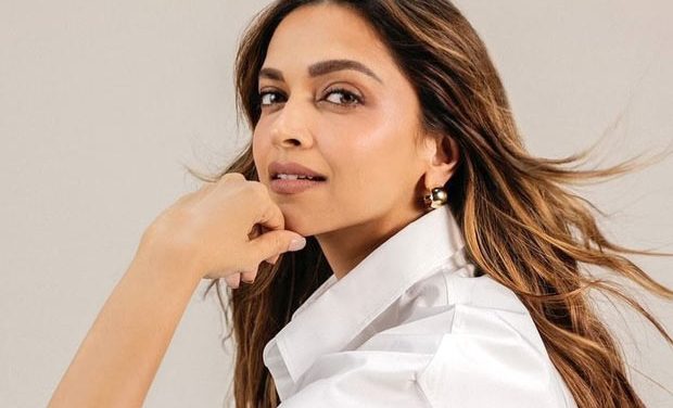 Deepika Padukone Bintang Bollywood Yang Sangat Berpengaruh