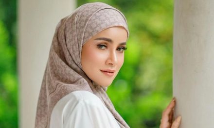 Lepas Hijab Kini Olla Ramlan Mengundang Perhatian Publik