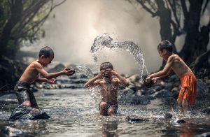 Peran Air Sungai Mendukung Kehidupan Warga Dan Ekosistem
