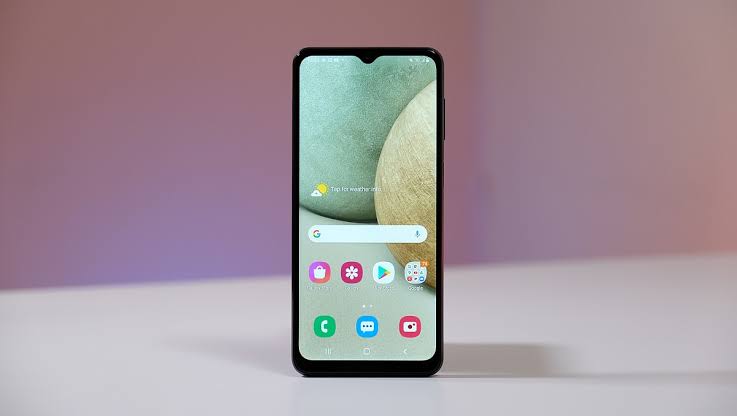 Review Samsung A12: