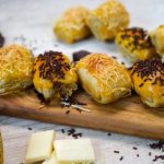 Kue Bolen Camilan Lembut Berlapis Yang Selalu Bikin Rindu