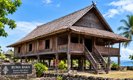Rumah Adat Buton atau “Ruma Baka” Asal Sulawesi Tenggara